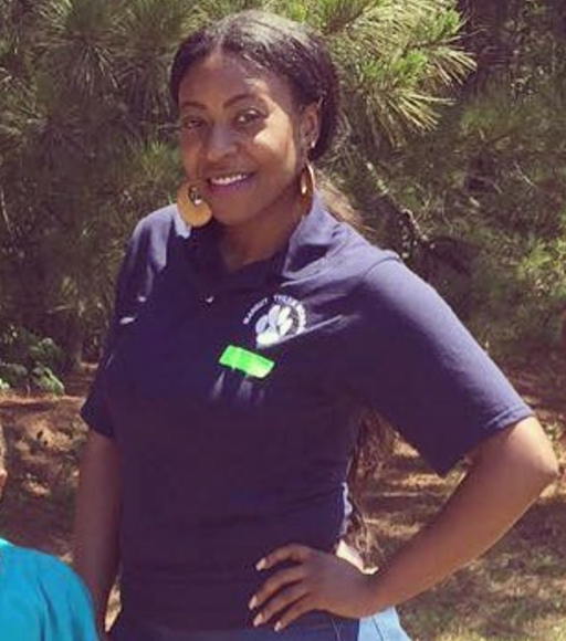 Watermelon mama ler för kameran